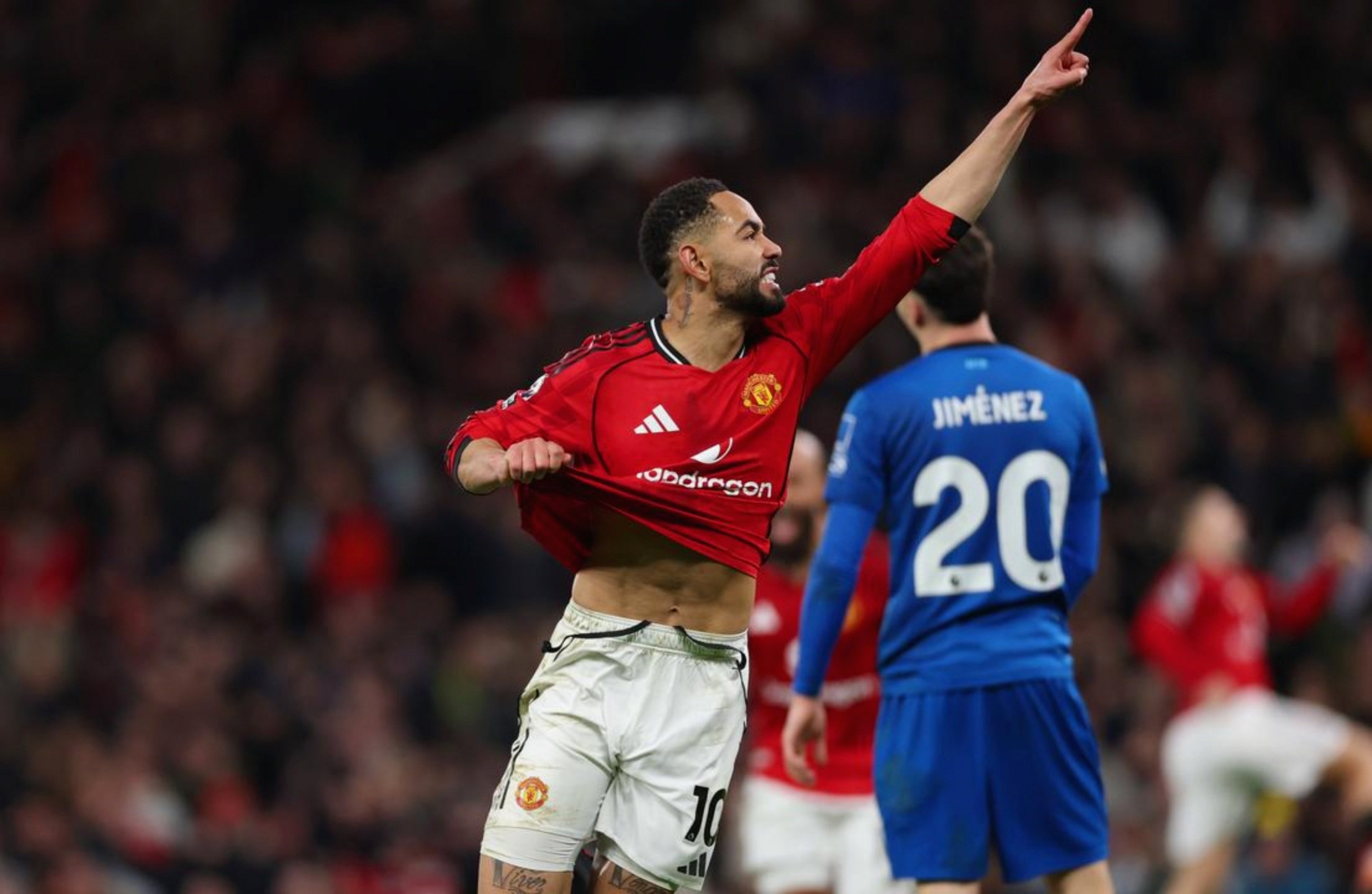 曼联英超战胜埃弗顿霍伊伦推射破门的是谁